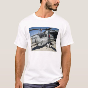 AH-1Z Super Cobra-aanvalshelikopter T-shirt