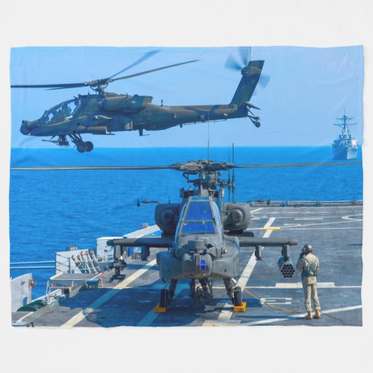 AH-64E APACHE GUARDIAN FLEECE DEKEN (Voorkant (Horizontaal))