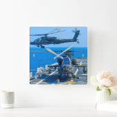 AH-64E APACHE GUARDIAN VIERKANTE KLOK (Huis)