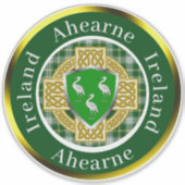 Ahearne Irish Shield & Celtic Cross gepersonalisee Sticker (Voorkant)