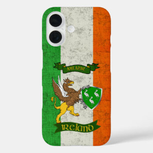 Ahearne Irish Shield & Griffin gepersonaliseerd iPhone 16 Hoesje