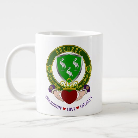 Ahearne Irish Shield w/Claddagh Giant Coffee Mok (Links)