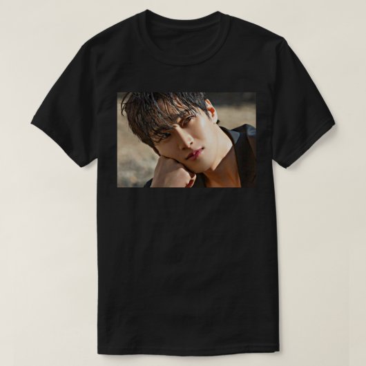 Ahn Bo Hyun 1 T-shirt (Design voorkant)