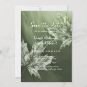 Ahornbladeren accentueren donkergroene herfstbruil save the date (Voorkant)