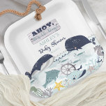 Ahoy Het is een jongen onder het Zee Baby shower Papieren Bordje<br><div class="desc">"Ahoy, Het is een jongen!" onder het zee met het thema "Baby shower", dat mooie zeeen bevat zoals walvissen, een zeepaardje, een dolfijn, een octopus, een stingray, zeester en koraal. De belangrijkste kleuren zijn donkerblauw en middelmatig schemerig blauw met wit. Geaccentreerd met middelgroige, grijze, grijze, groene, en gouden geel. Een...</div>
