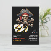 Ahoy Matey! Dark Skull Pirate verjaardagsuitnodigi Kaart (Staand voorkant)