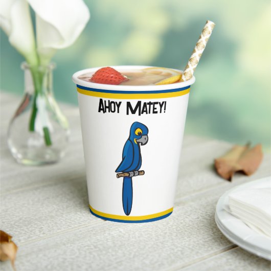 Ahoy Matey Pirate Parrot Cartoon, Funny Macaw Bird Papieren Bekers (Insitu)