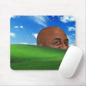 Ainsley Harriott in de achtergrond van Windows XP Muismat (Met muis)