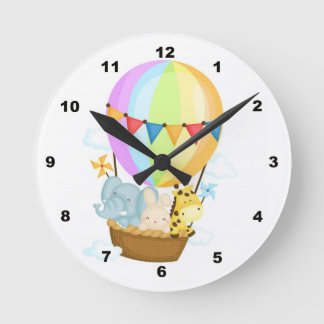 Air Balloon with Animals Nursery Wall Clock Ronde Klok