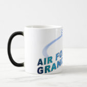 Air Force Grandma Magische Mok (Links)