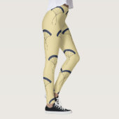 Airborne Dream Take Flight: Wind Whispers Leggings (Rechts)