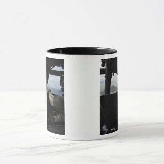 Aircrews naderen Farallon Island Mok (Midden)