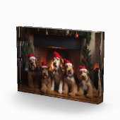Airedale bij de Haard Kerstmis Fotoblokken (Rechts)