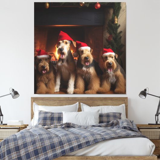 Airedale bij de open haard Kerstmis Canvas Afdruk (Insitu (Slaapkamer))