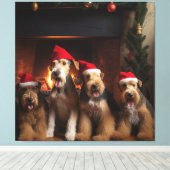 Airedale bij de open haard Kerstmis Canvas Afdruk (Insitu (Houten vloer))