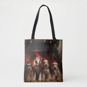 Airedale bij de open haard Kerstmis Tote Bag