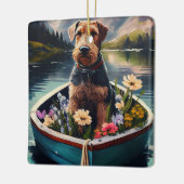 Airedale Dog op een peddel: een Schilderachtig avo Keramisch Ornament (Links)