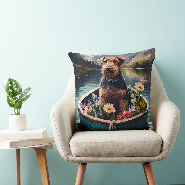 Airedale Dog op een peddel: een Schilderachtig avo Kussen (Stoel)