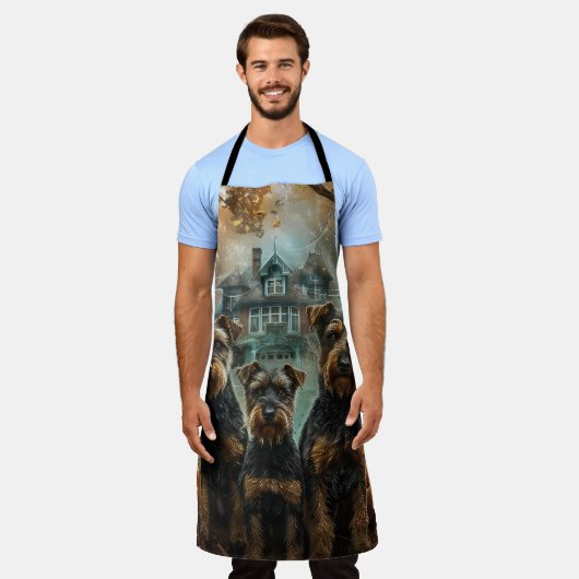 Airedale Halloween Nacht Doggy Delight Schort (Gedragen)