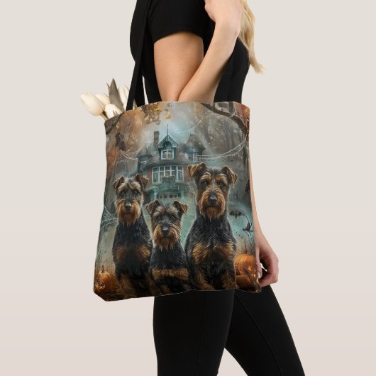 Airedale Halloween Nacht Doggy Delight Tote Bag (Dichtbij)