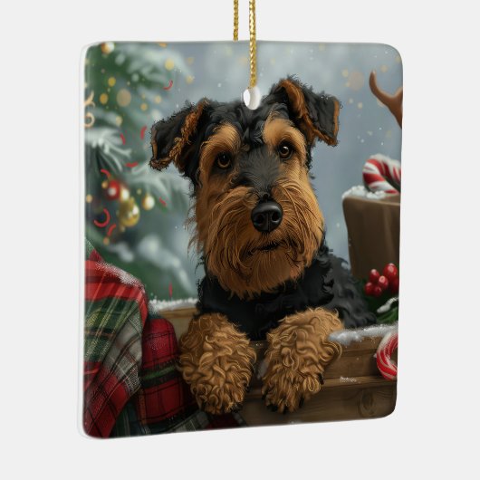Airedale-hond Kerstfeestviering Keramisch Ornament (Rechts)