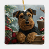 Airedale-hond Kerstfeestviering Keramisch Ornament (Voorkant)