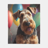 Airedale-hond met cake en ballonnen fleece deken (Voorkant)