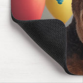 Airedale-hond met cake en ballonnen muismat (Hoek)