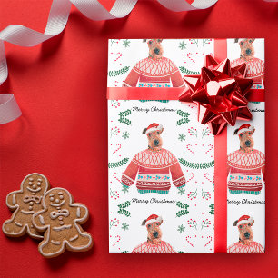 Airedale-hond met kersttrui Feestelijk Cadeaupapier