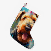 Airedale hond met verjaardagscadeau en pet kleine kerstsok (Voorkant (Hangend))
