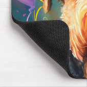 Airedale hond met verjaardagscadeau en pet muismat (Hoek)