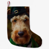 airedale hond op St. Patrick's Day Kleine Kerstsok (Voorkant)