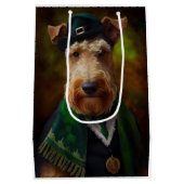 airedale hond op St. Patrick's Day Medium Cadeauzakje (Achterkant)