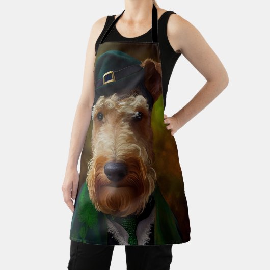 airedale hond op St. Patrick's Day Schort (Insitu)