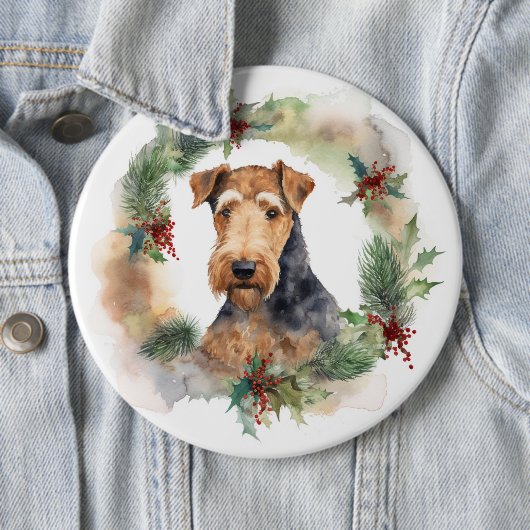 Airedale Kerstkrans Feestelijke Pup Ronde Button 6,0 Cm (In situ)