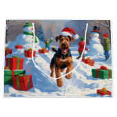 Airedale Kerstmis Sneeuwlandschap Groot Cadeauzakje (Voorkant)