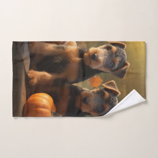Airedale Puppy Herfst Delight Pompoen Bad Handdoek (Handdoek)