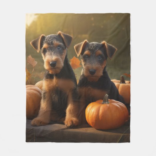Airedale Puppy Herfst Delight Pompoen Fleece Deken (Voorkant)