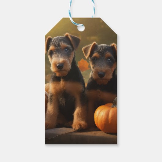 Airedale Puppy Herfst Plezier Pompoen Cadeaulabel (Voorkant)