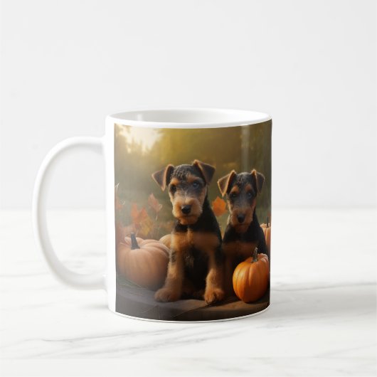 Airedale Puppy Herfst Plezier Pompoen Koffiemok (Links)