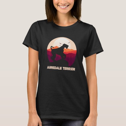 Airedale Terrier and Moon Halloween   T-shirt (Voorkant)