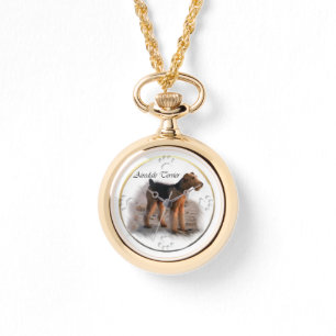 Airedale Terrier Art Horloge