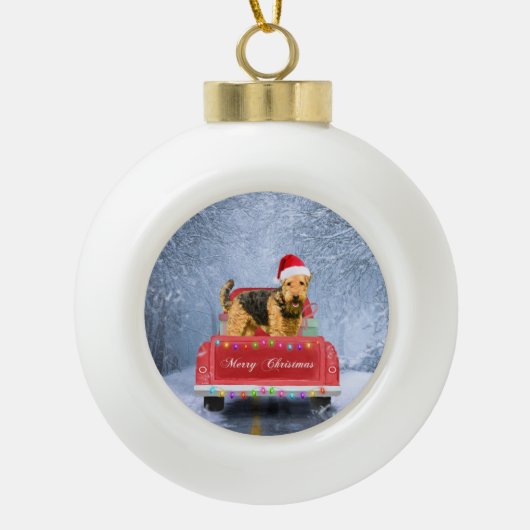 Airedale Terrier Dog in Snow, met Kerstmis Keramische Bal Ornament (Voorkant)