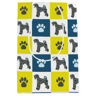 Airedale Terrier Dog & Paw Yellow & Blue Grid Line Medium Cadeauzakje
