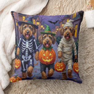 Airedale Terrier Dogs Trick-or-Treating Halloween Kussen