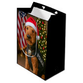 Airedale Terrier Holiday  Medium Cadeauzakje (Voorkant Gekanteld)