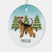 Airedale Terriër Hond Snowy Winter Bos en naam Keramisch Ornament (Links)