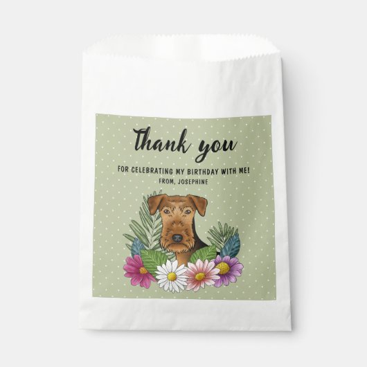 Airedale Terrier Kleurrijke Bloemen Verjaardag Bed Bedankzakje (Voorkant)