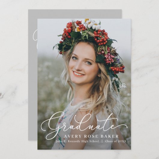 Airy Elegance EDITABLE COLOR Afstuderen Invitation Aankondiging (Voorkant / Achterkant)