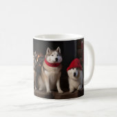 Akita bij de Haard Kerstmis Koffiemok (Voorkant rechts)
